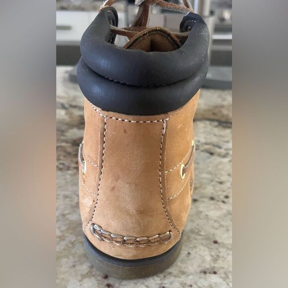 Timberland Authentic mid-high boots in wheat nubuck leather. main image 15